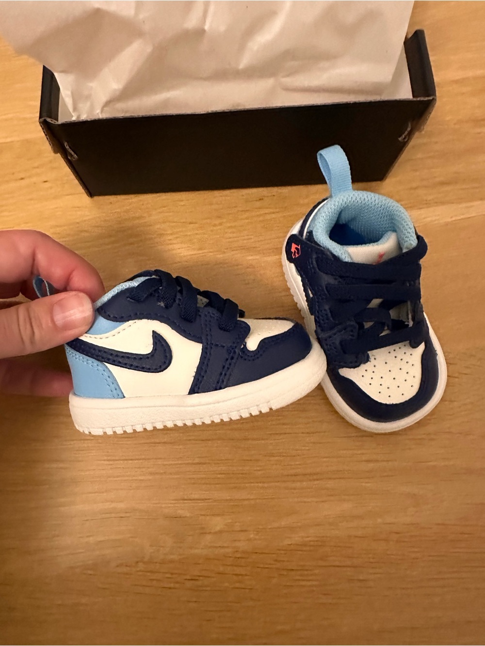 Nike Baby Navy & Light Blue Mini Sneaker